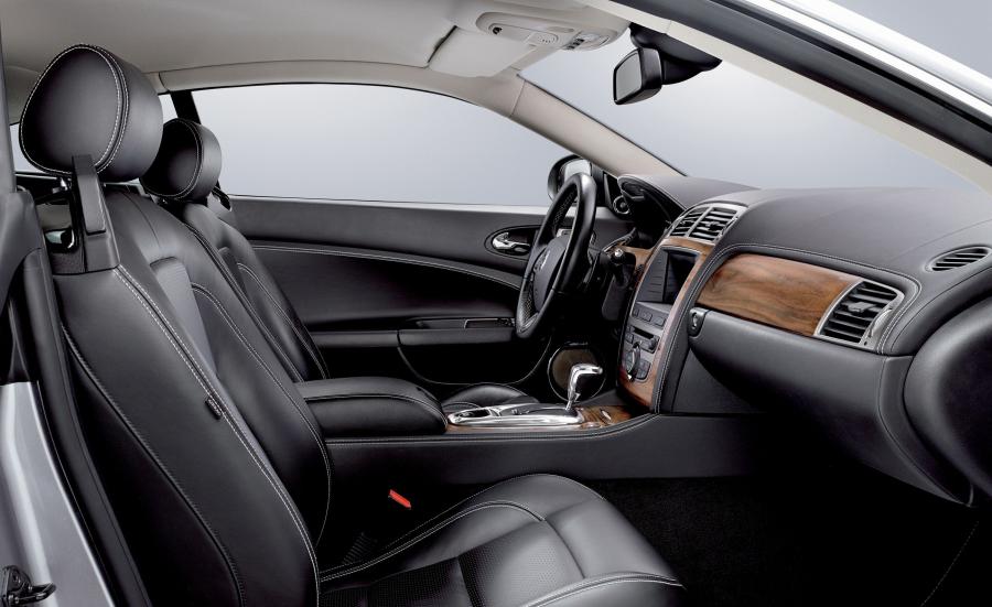  Jaguar XKR Portfolio 2007 года  (фото 20 из 46)